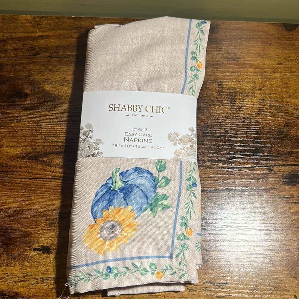 NEW Shabby‎ Chic Set of 6 Easy Care Fall Pumpkin Sunflower Napkins